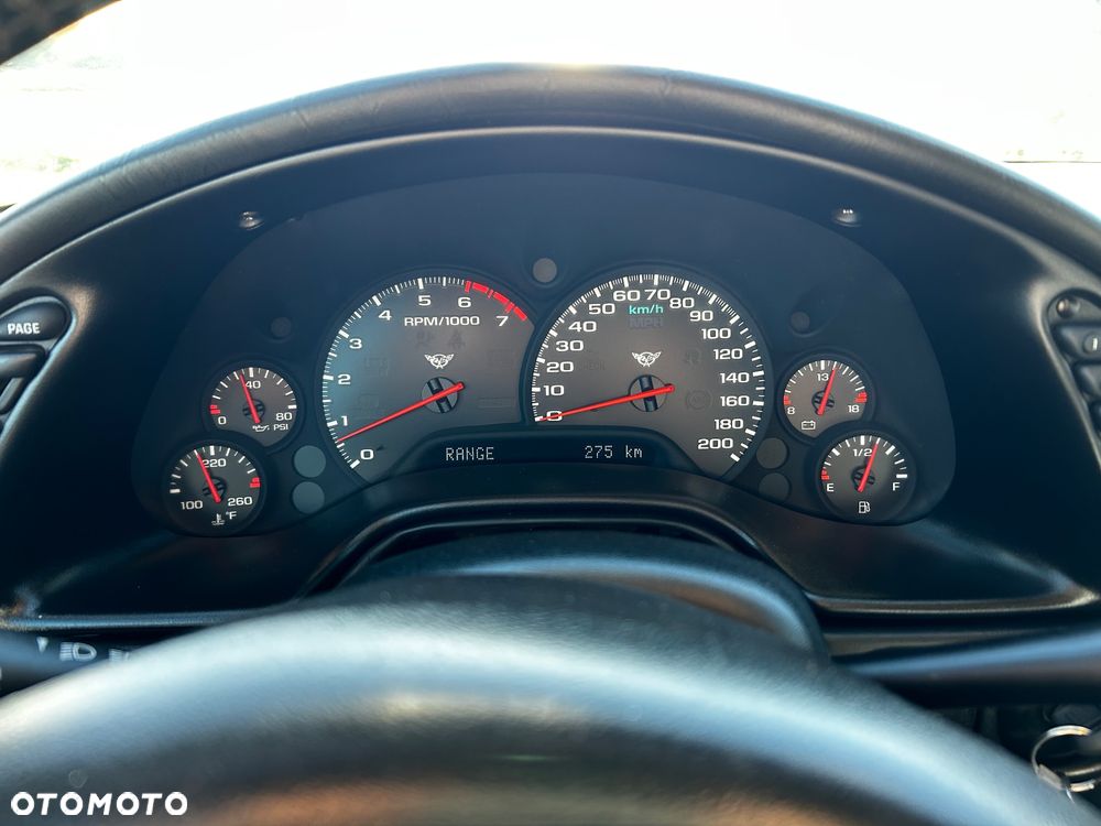 Chevrolet Corvette 5.7 - 18