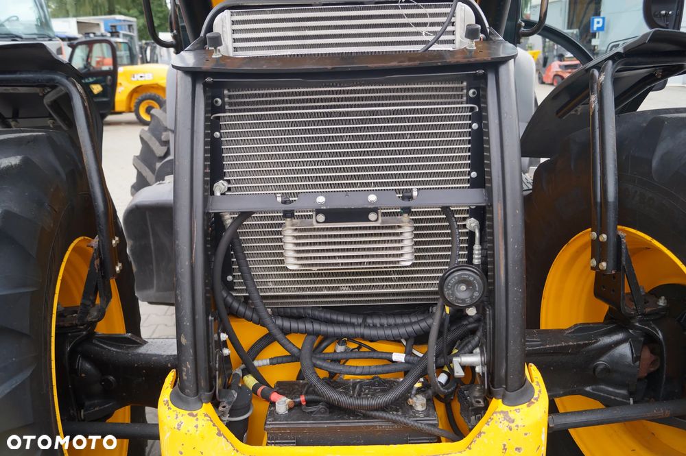 JCB 4CX - 30