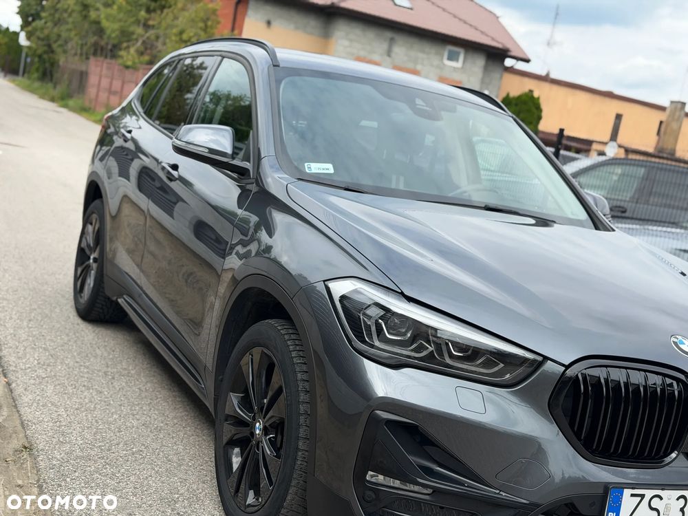 BMW X1 sDrive18i Sport Line - 37