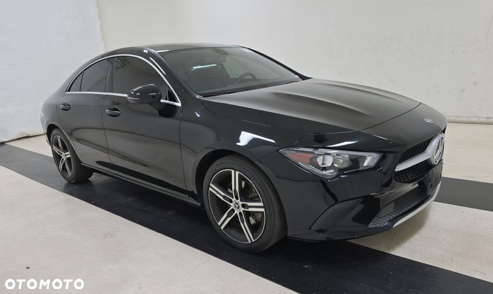 Mercedes-Benz CLA 250 4-Matic Progressive 7G-DCT - 4