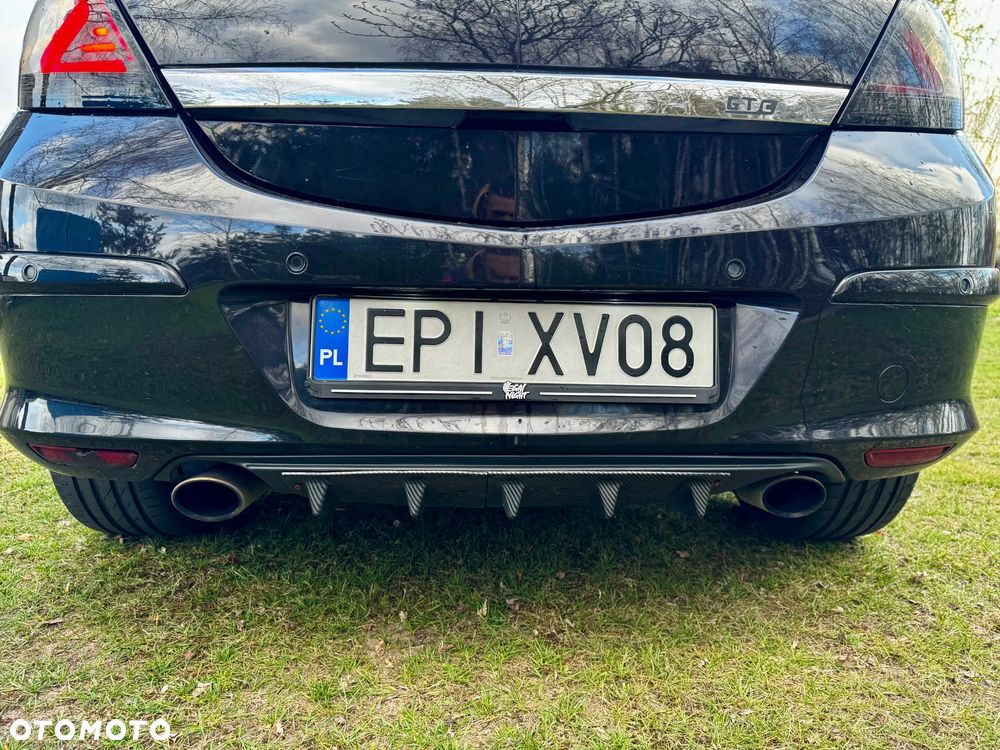 Opel Astra 2.0 T Sport - 12