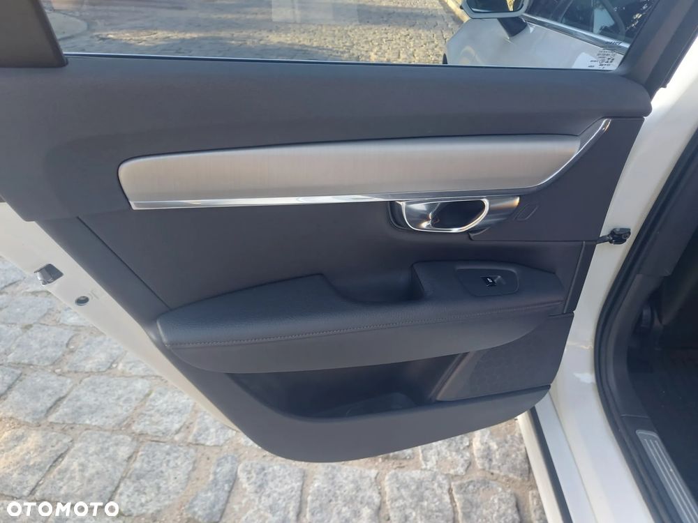 Volvo V90 D5 AWD Geartronic Momentum Pro - 18