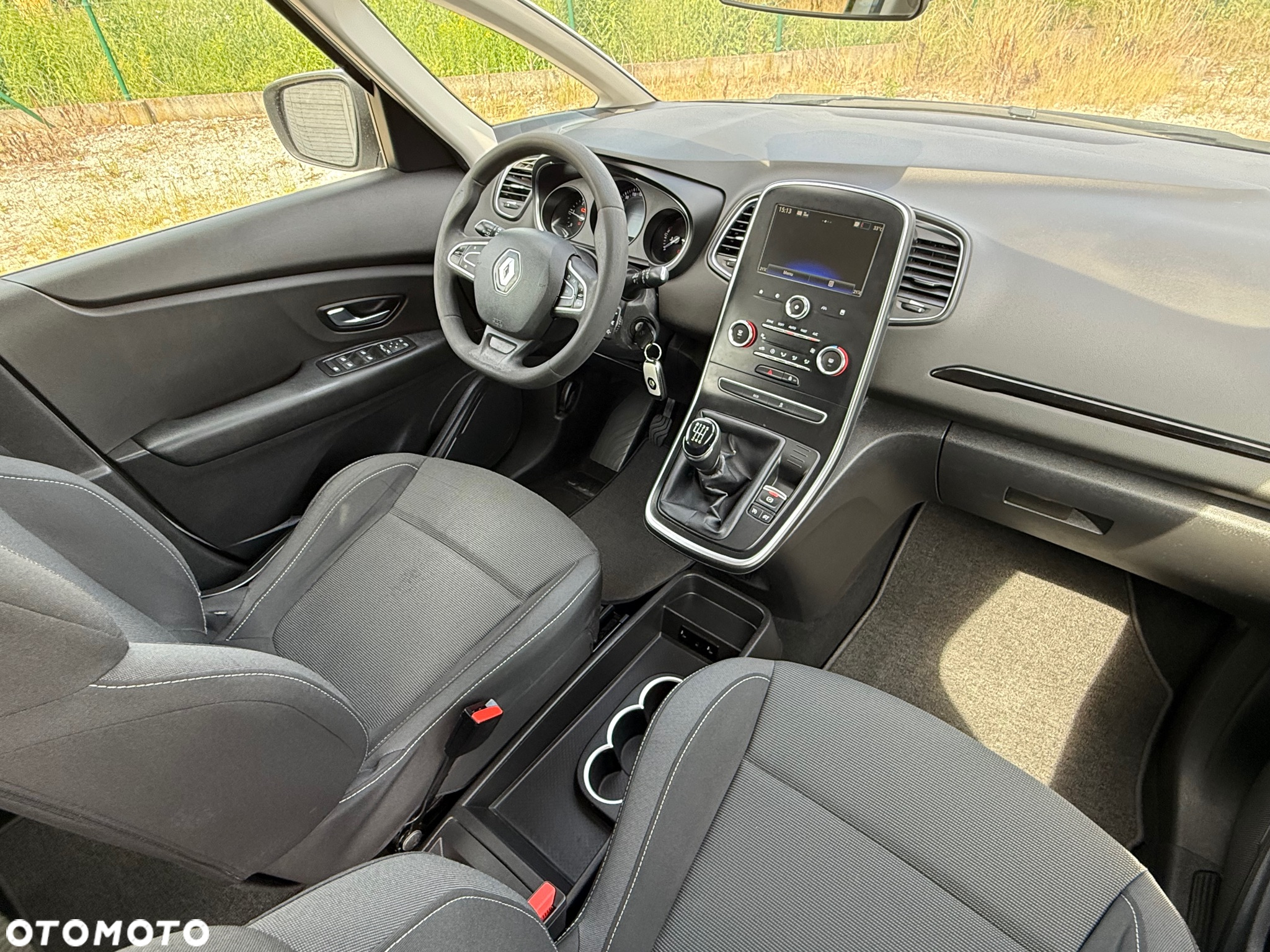 Renault Grand Scenic BLUE dCi 120 BLACK EDITION - 7