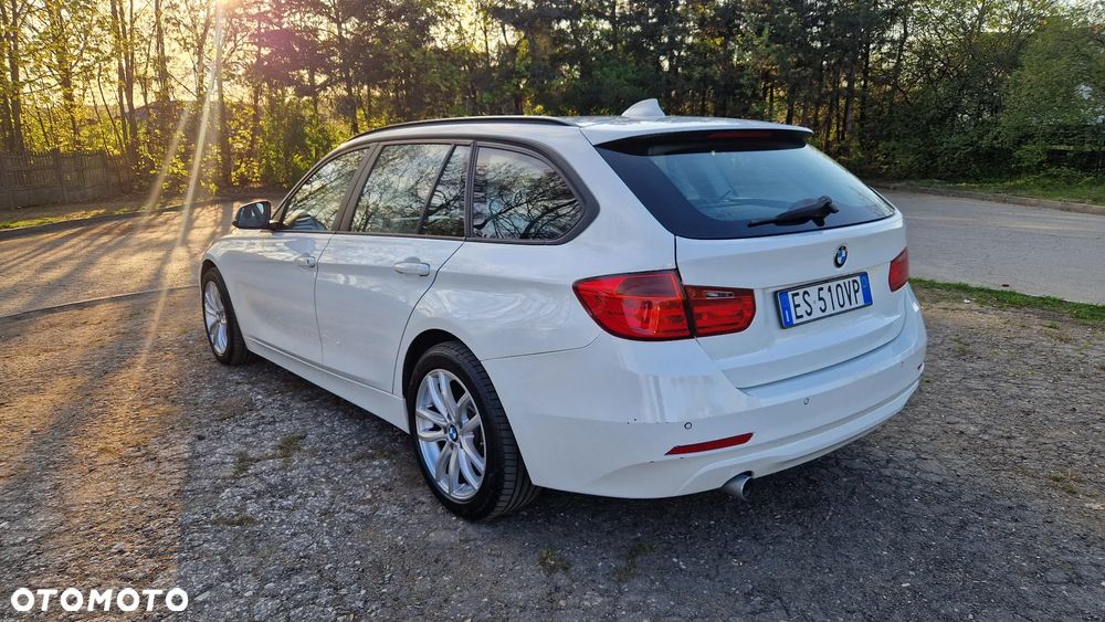 BMW Seria 3 320d Blue Performance Modern Line - 5