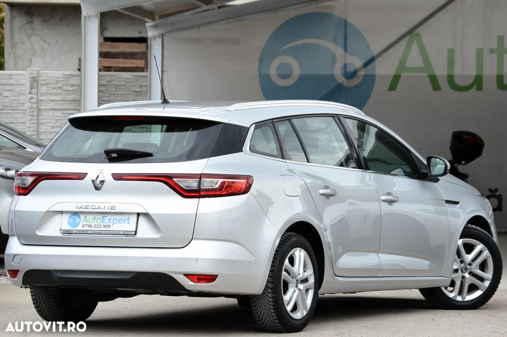 Renault Megane 1.5 dCi Dynamique Aut. - 17