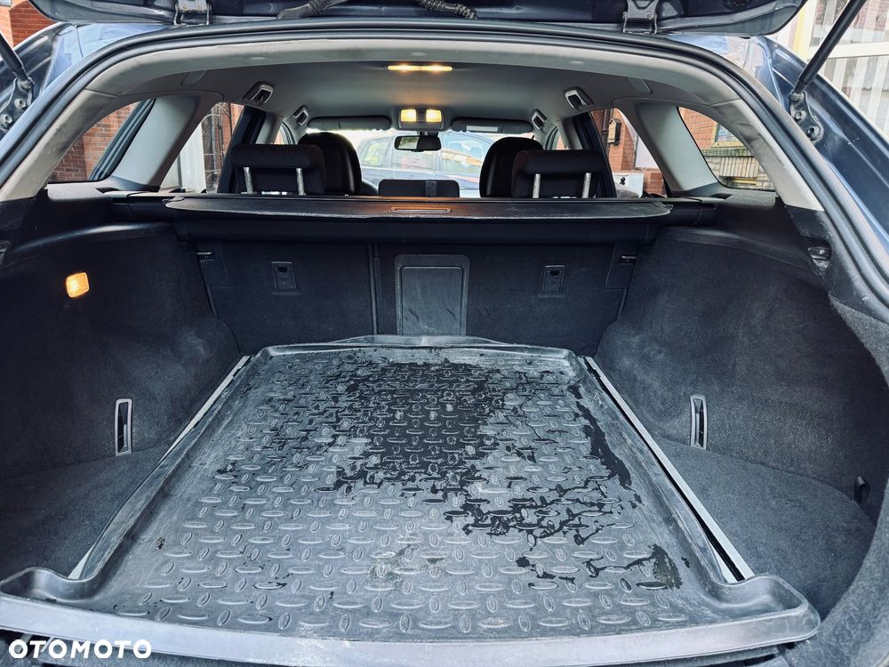 Toyota Avensis 2.0 D-4D Premium - 29