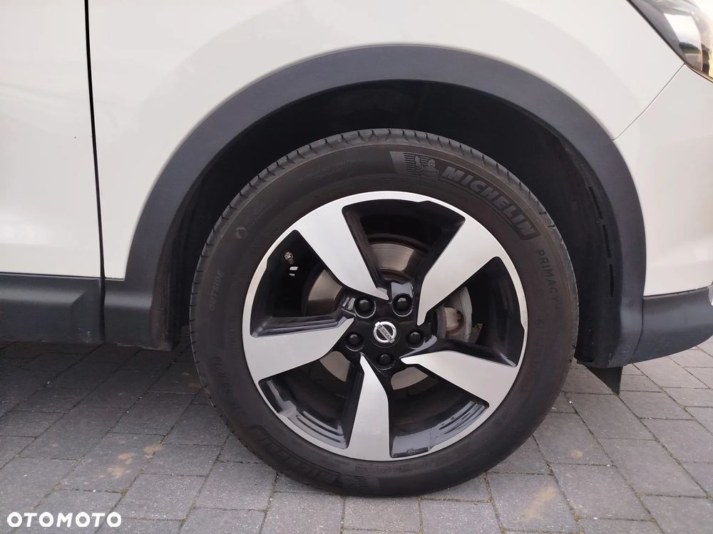 Nissan Qashqai 1.5 dCi Tekna - 19