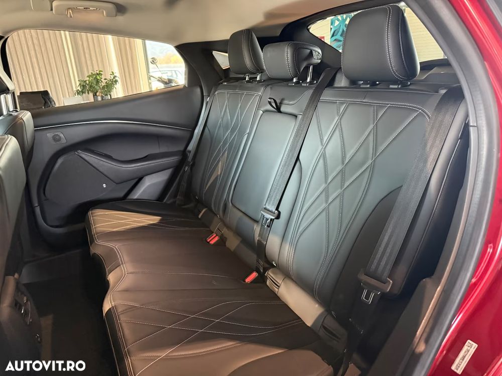 Ford Mustang Mach-E RWD Extended Range 216 kW Premium - 15