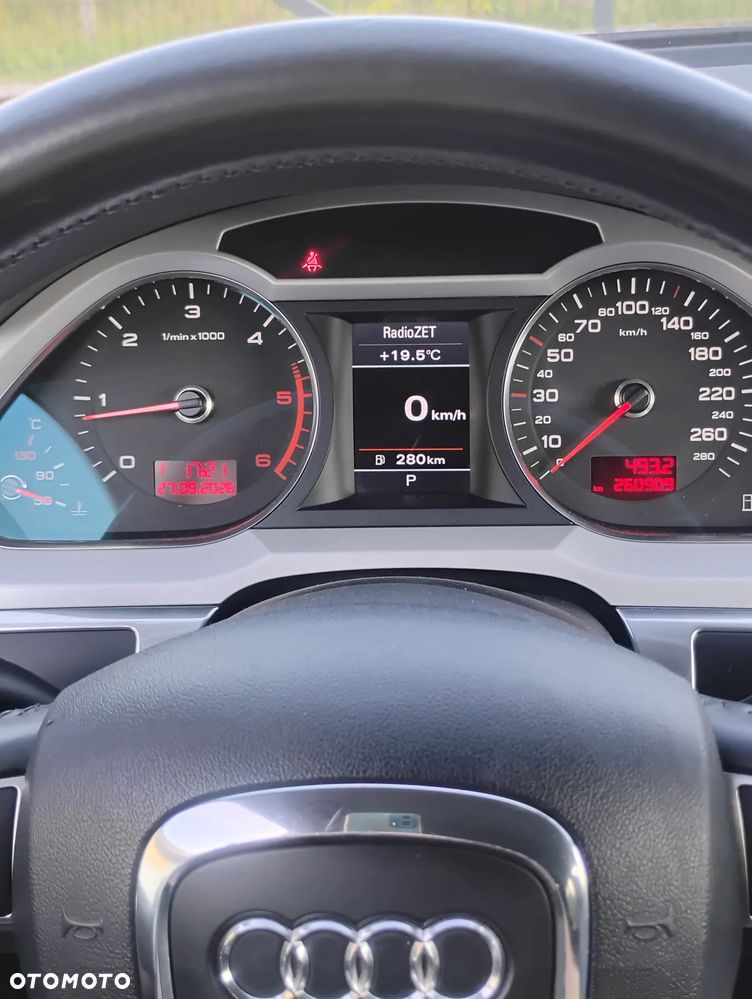 Audi A6 Avant - 16