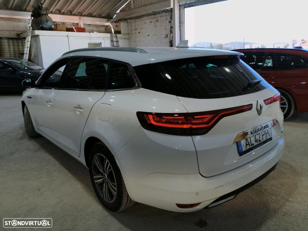 Renault Mégane Sport Tourer 1.6 E-Tech Plug-In Intens - 3