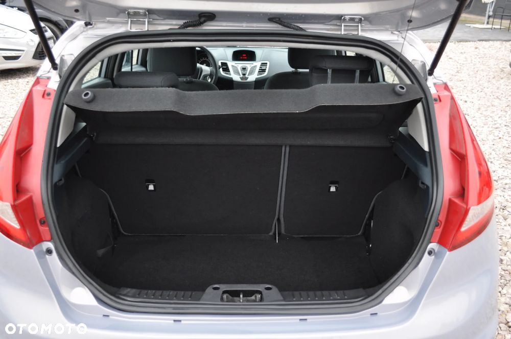 Ford Fiesta 1.25 Trend EU5 - 27