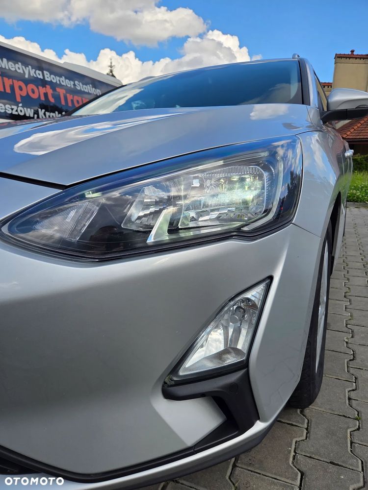 Ford Focus 1.5 EcoBlue STart-Stopp-System TITANIUM - 16