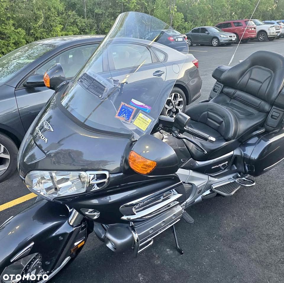 Honda GL - 36