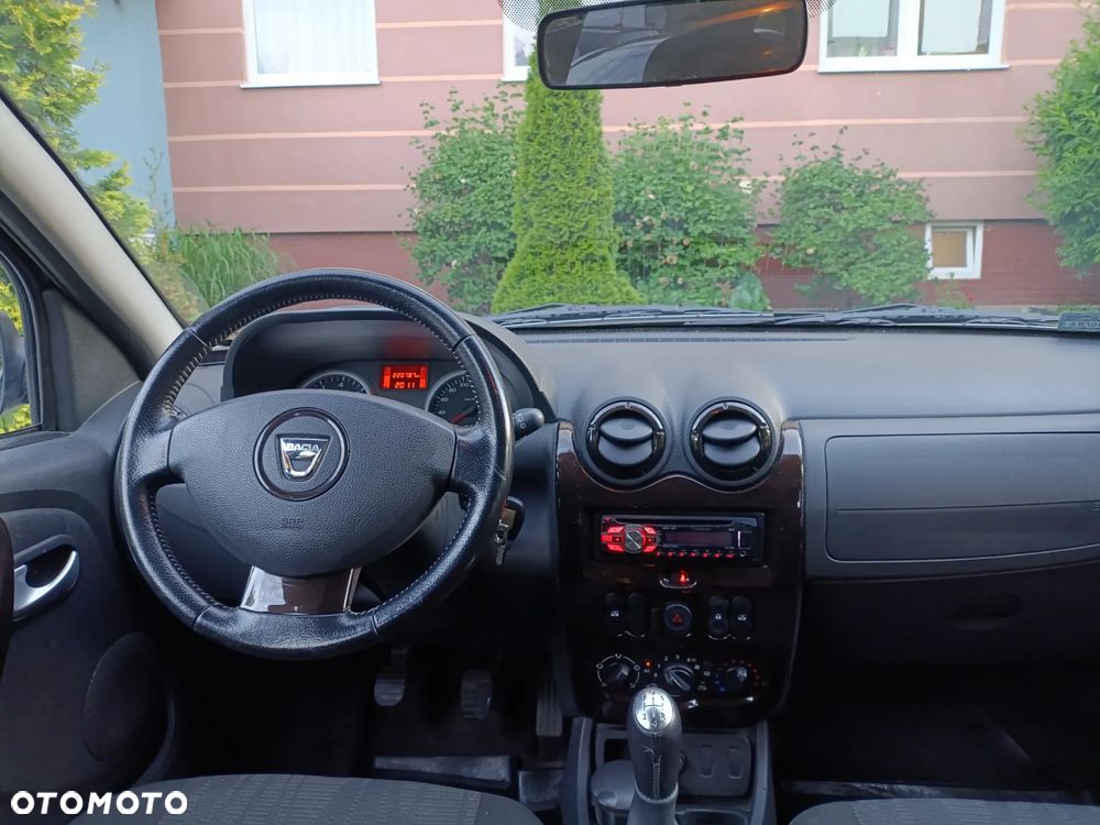 Dacia Duster 1.6 Laureate Euro5 - 10