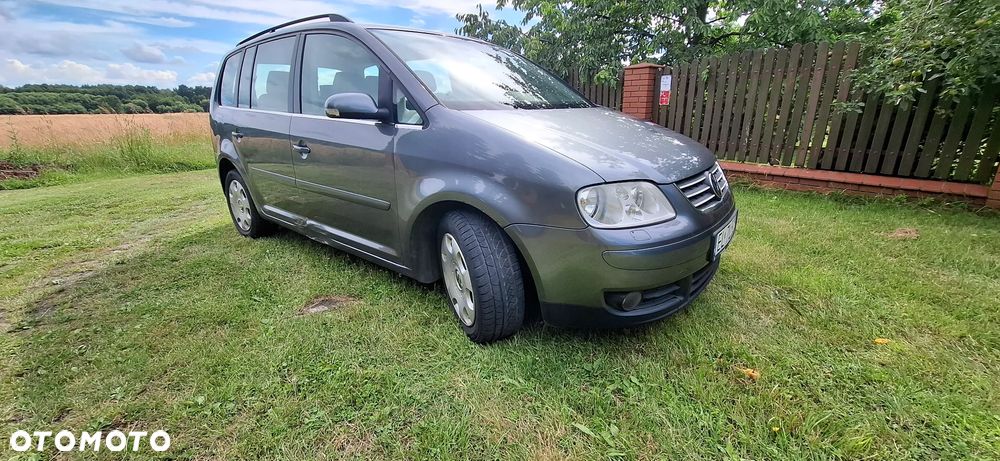 Volkswagen Touran 2.0 TDI DPF Trendline - 4