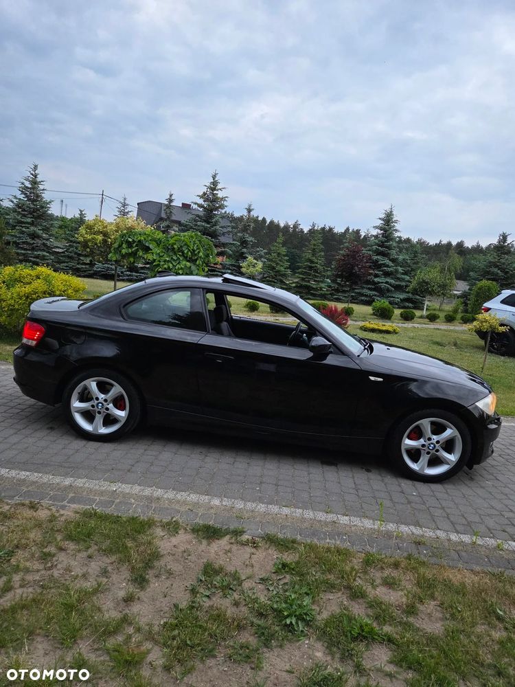 BMW Seria 1 120d Edition Sport - 29
