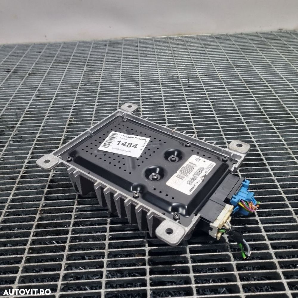 Amplificator audio Nissan Qashqai Facelift 2010 - 2013 (1484) 28060EY10A - 1