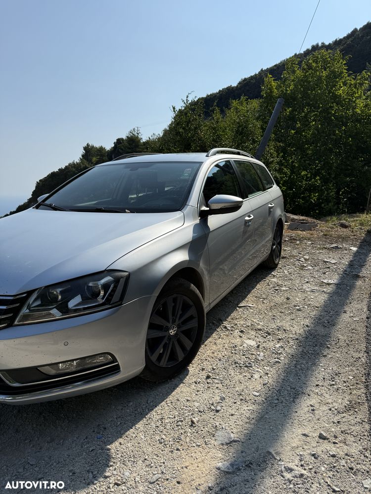 Volkswagen Passat - 13