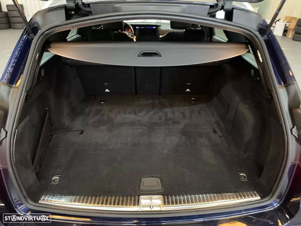 Mercedes-Benz E 220 d Avantgarde - 20