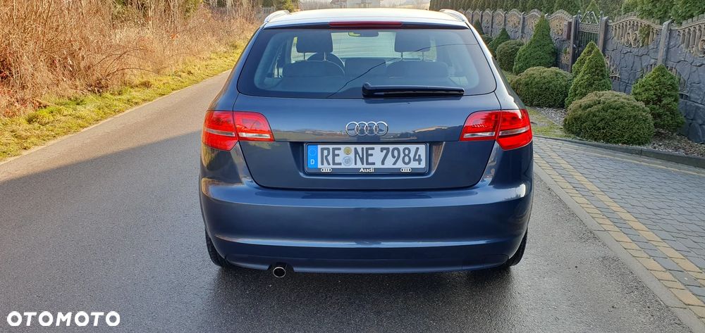 Audi A3 Sportback 1.6 Attraction - 8