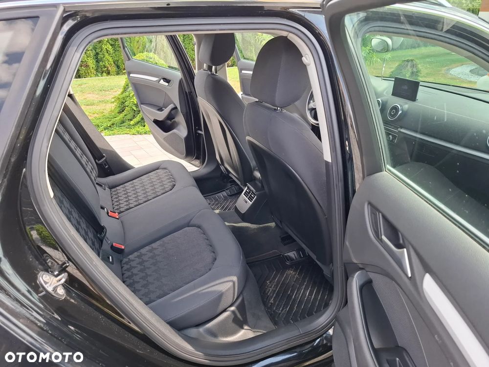 Audi A3 Sportback 1.6 TDI(clean diesel) Ambition - 24