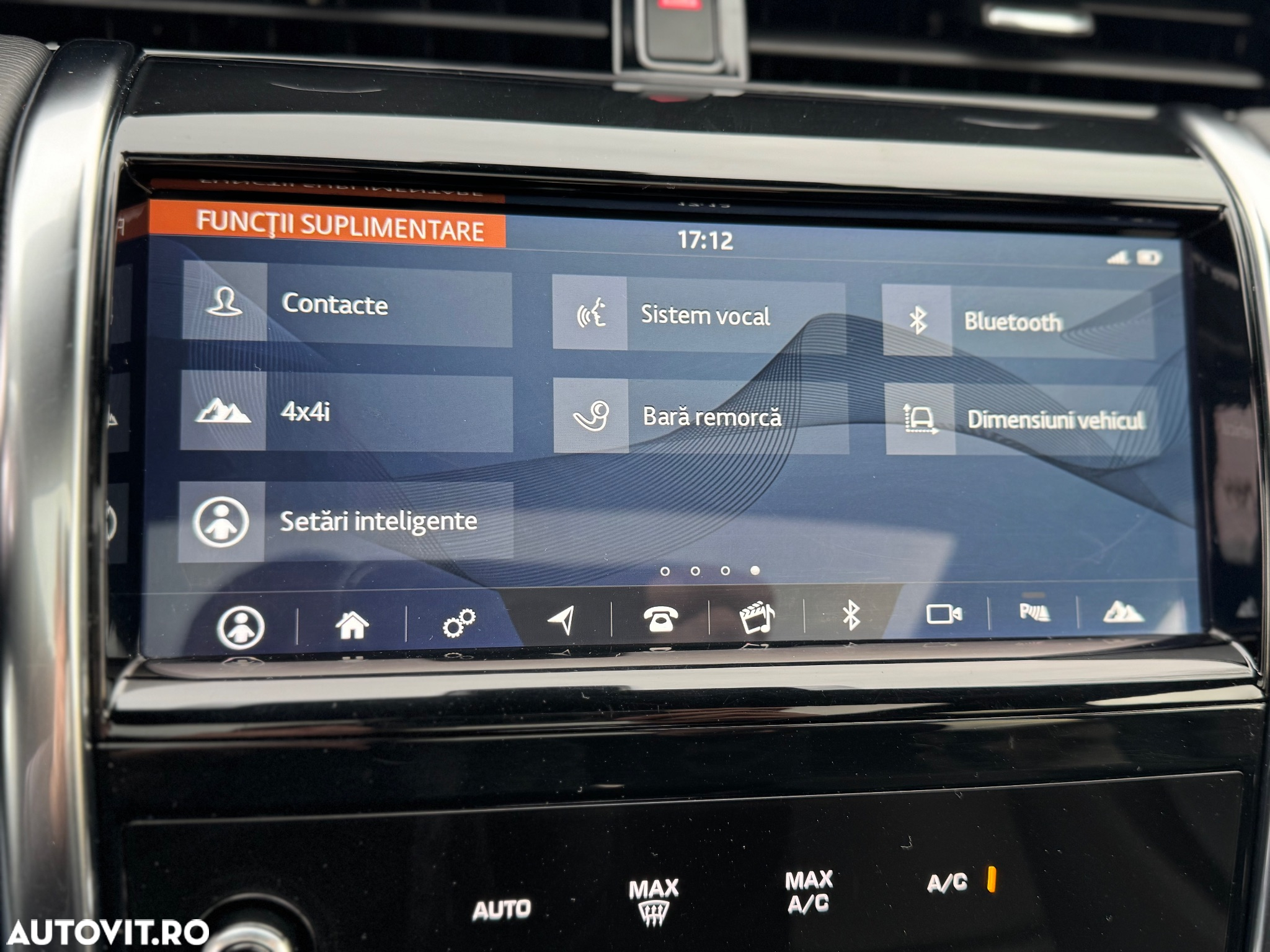 Land Rover Discovery Sport 1.5 P300e R-Dynamic PHEV HSE - 24
