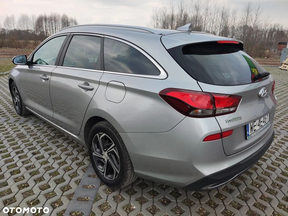 Hyundai i30 1.5 T-GDI 48V Comfort DCT - 3