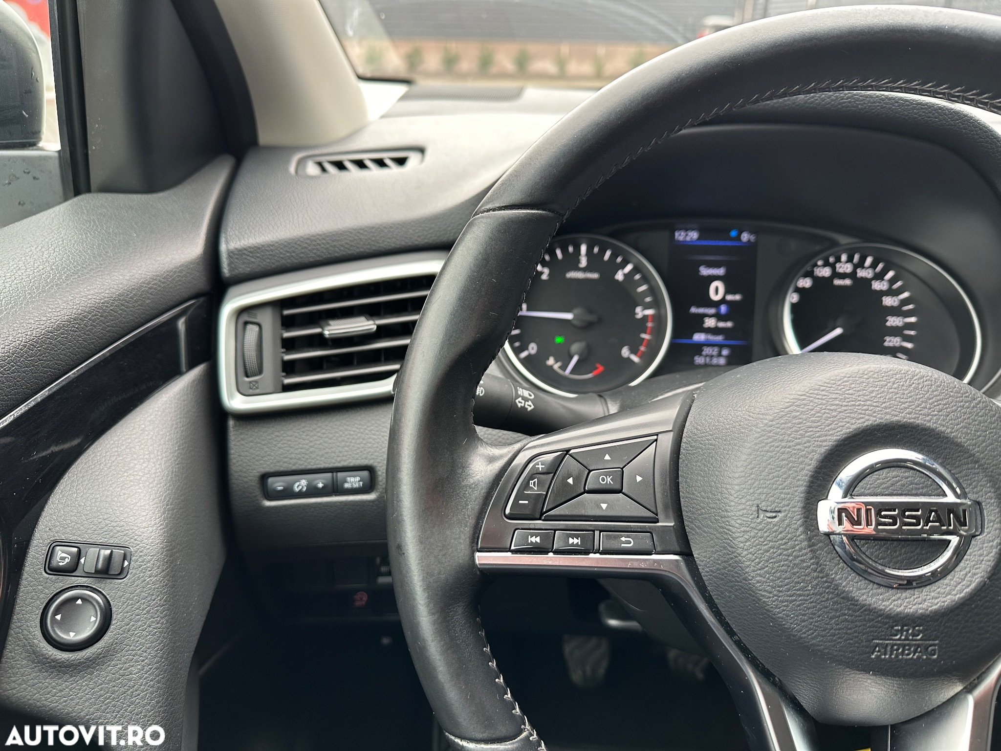 Nissan Qashqai 1.5 DCI N-CONNECTA - 18