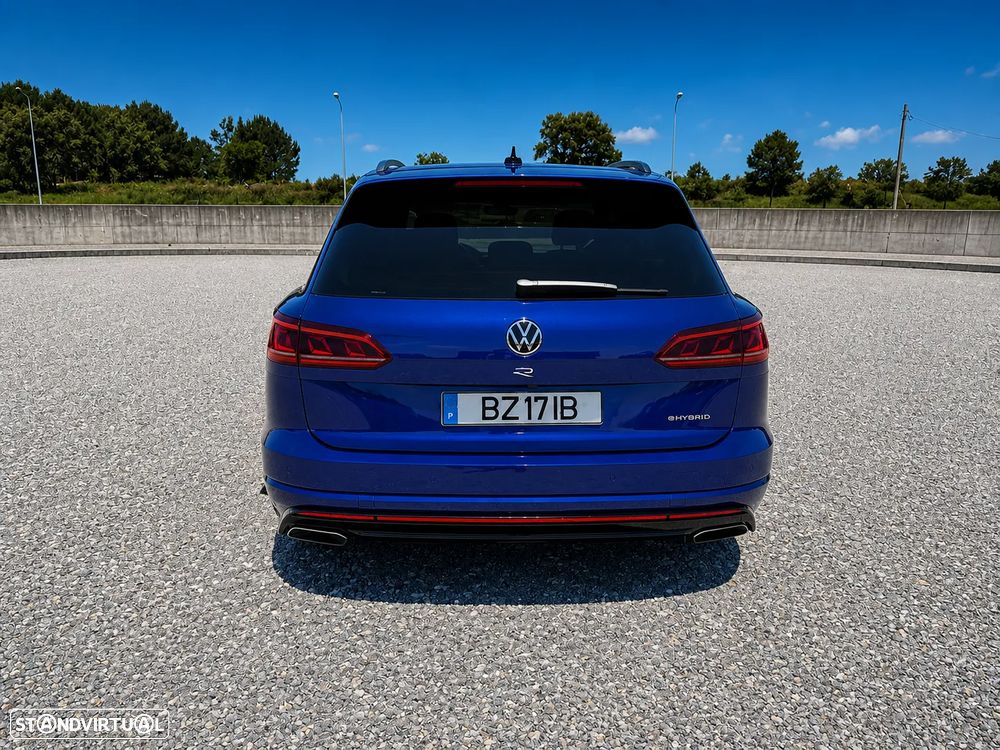 VW Touareg 3.0 TSI e-Hybrid R - 4
