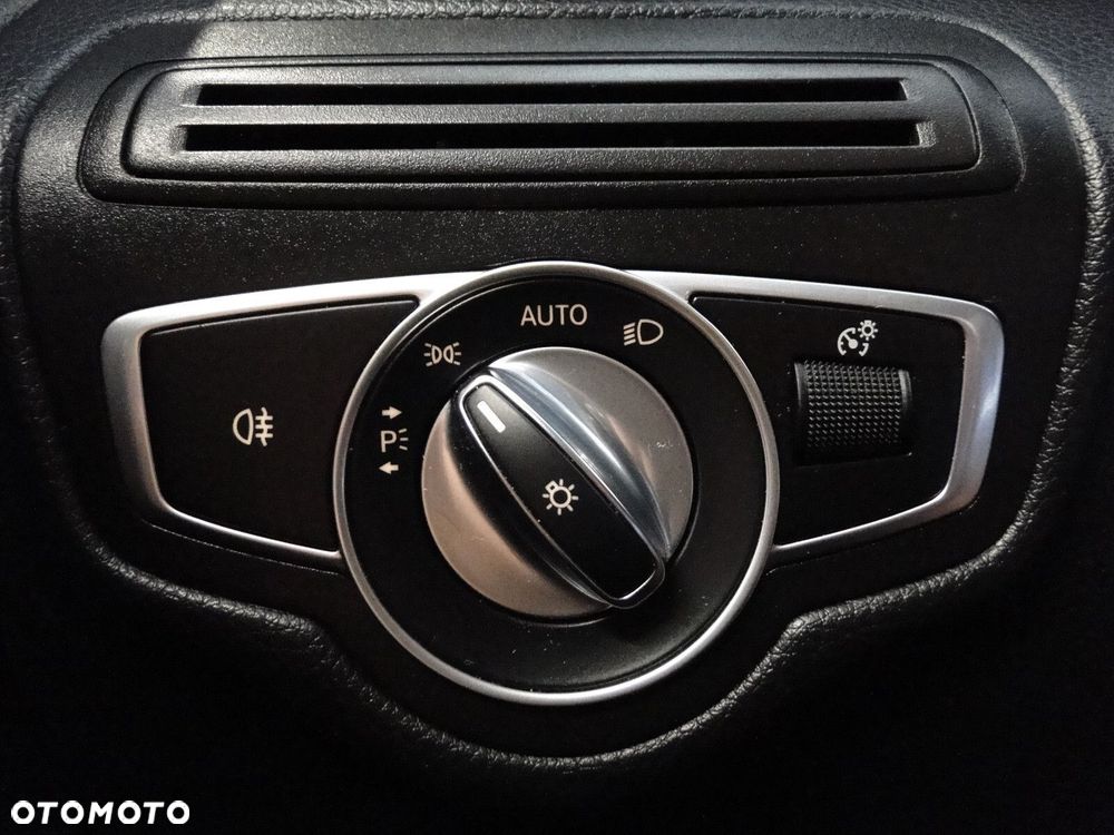 Mercedes-Benz GLC - 23