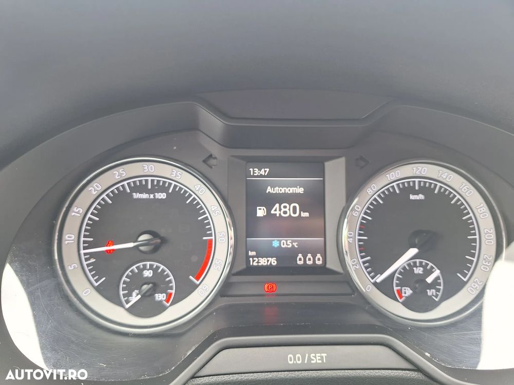 Skoda Octavia 1.6 TDI Style - 4