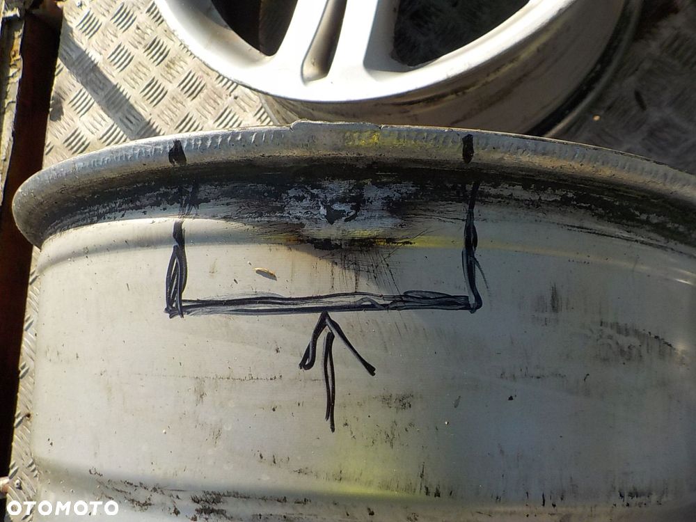 MERCEDES-BENZ KLASA E W211 FELGI ALUMINIOWE R17 5X112 - 8