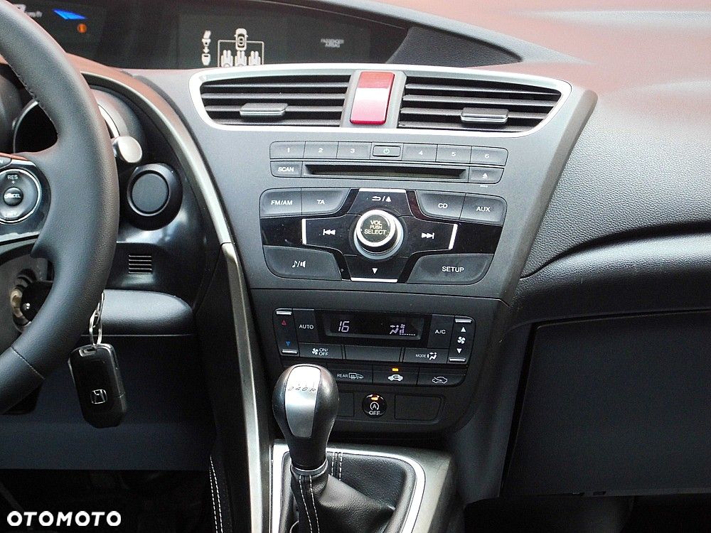 Honda Civic 1.4 i-VTEC Elegance - 12