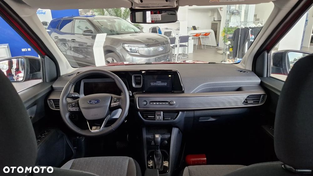 Ford Tourneo Courier 1.0 EcoBoost Titanium - 11