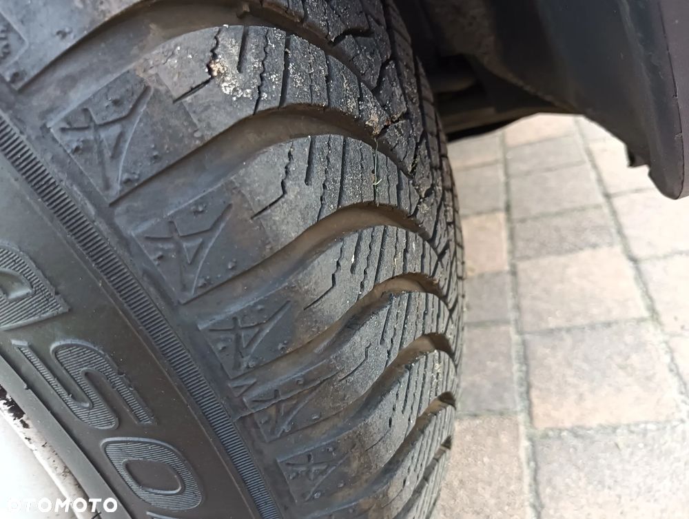 Dacia Duster 1.6 16V 4x2 Ice - 14