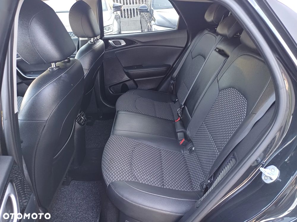 Kia XCeed 1.6 GDI DCT6 OPF Platinum Edition - 17