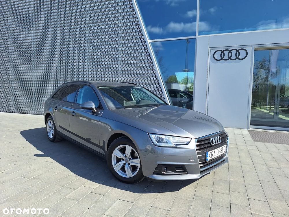 Audi A4 Avant 2.0 TDI S tronic - 1
