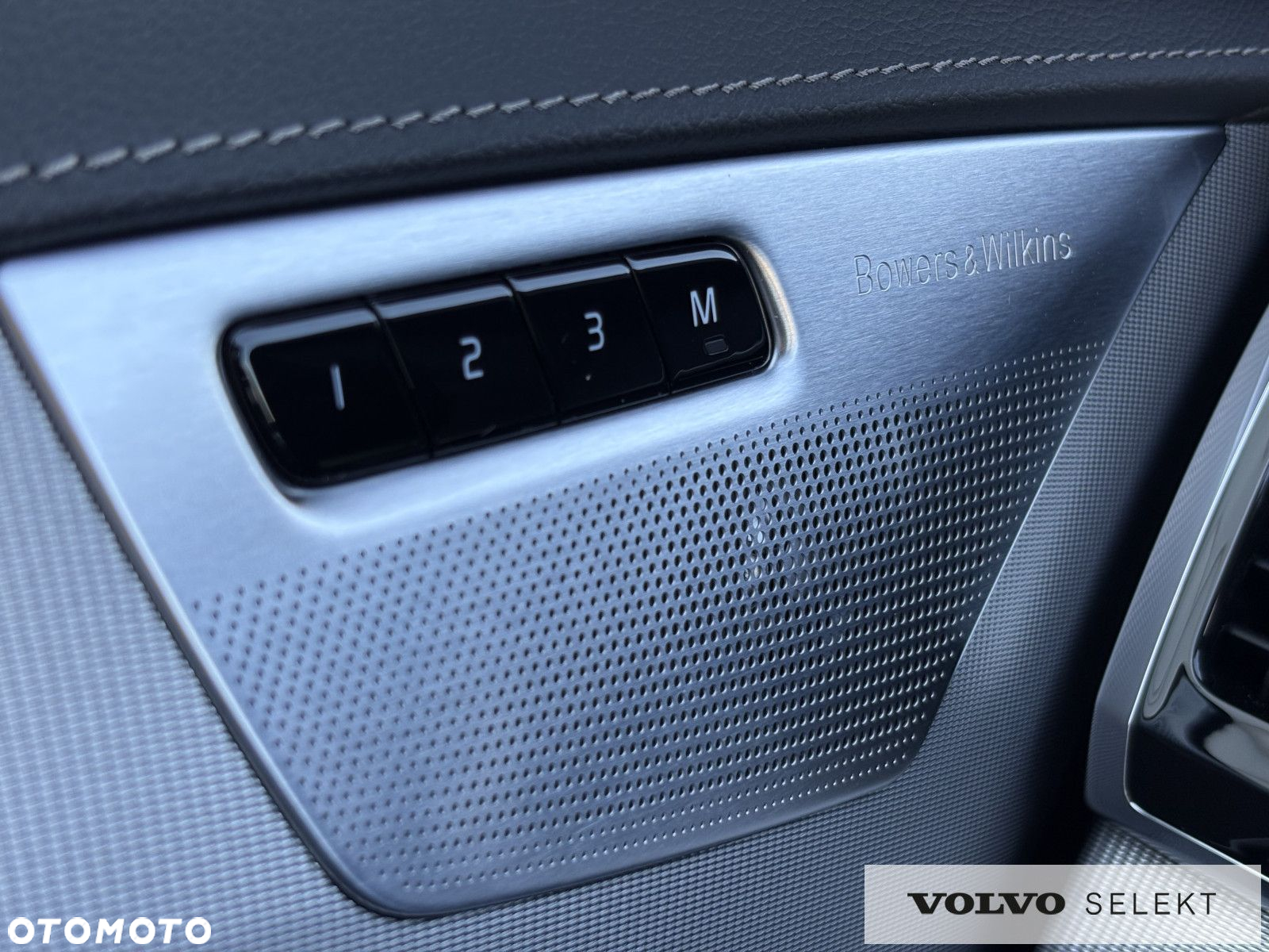 Volvo XC 90 - 32