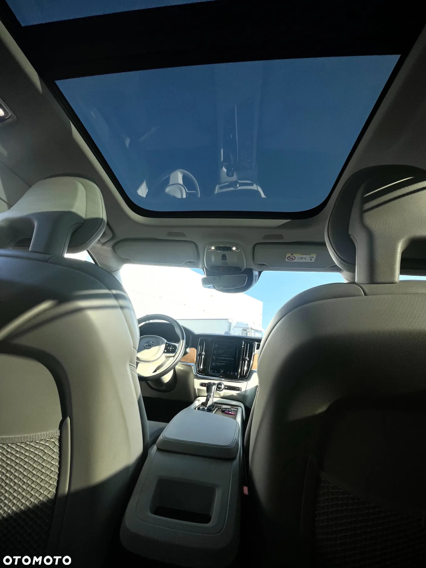 Volvo V90 D4 Inscription - 17