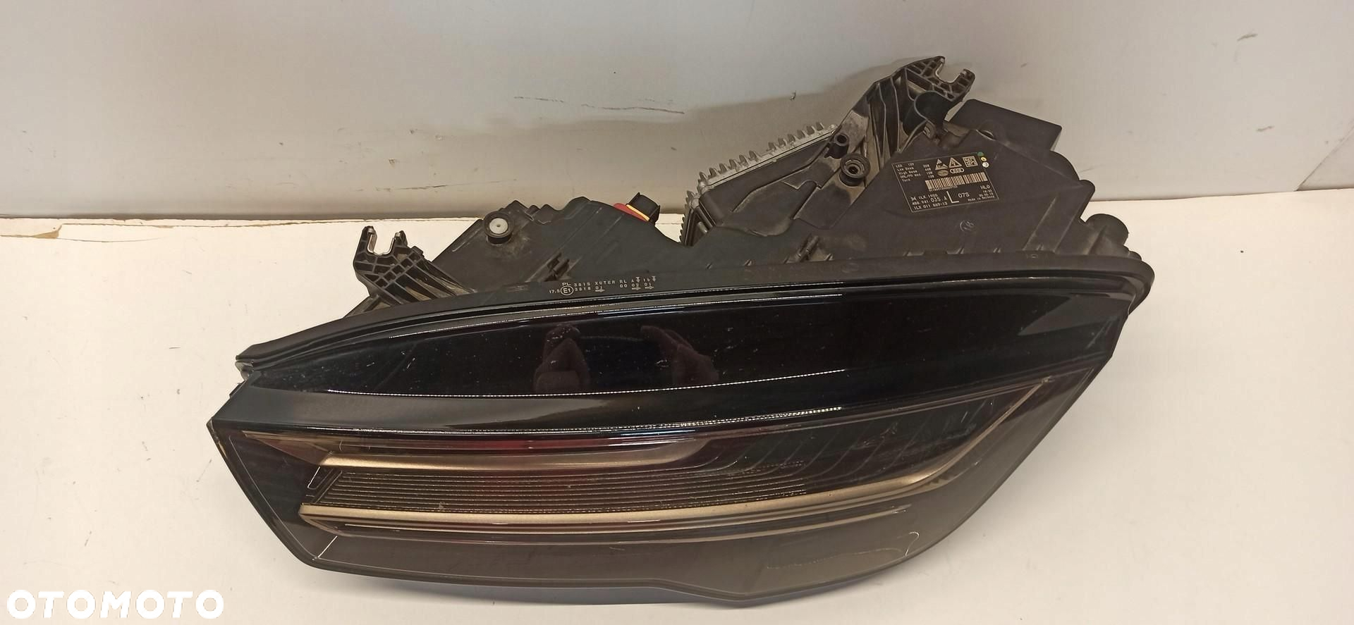 AUDI A7 4G LAMPA LEWY PRZÓD MATRIX RHD 4G8941035A - 4