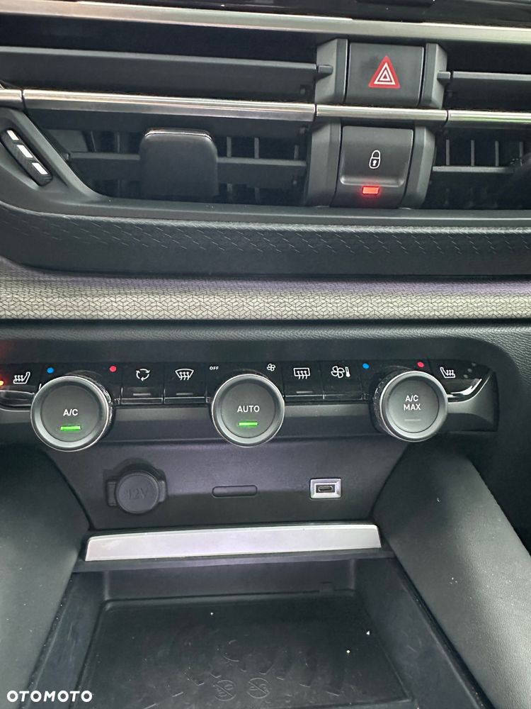 Citroën C5X 1.6 PHEV 225 Shine EAT8 - 20