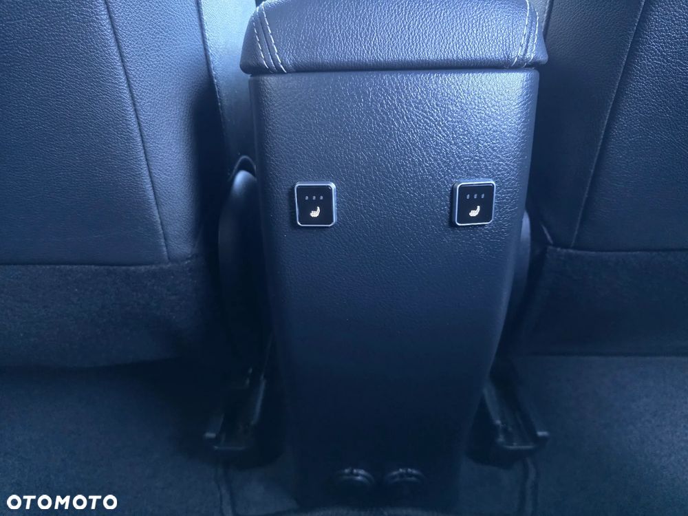 Toyota Avensis 1.8 Prestige - 24