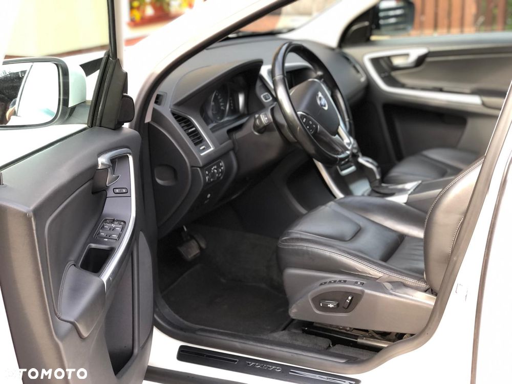 Volvo XC 60 - 12