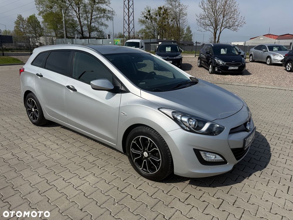 Hyundai i30 1.4 Fifa World Cup Edition - 12