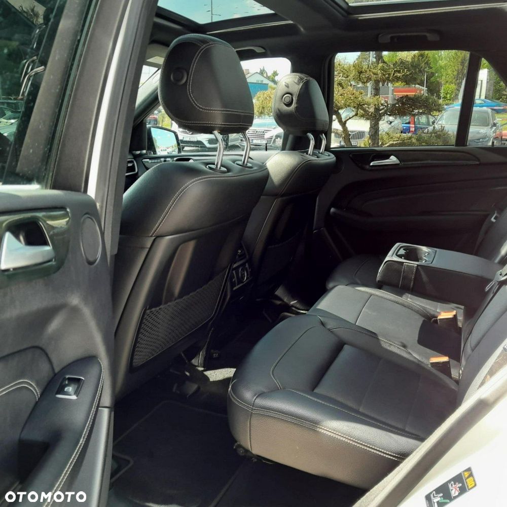 Mercedes-Benz ML 350 BlueTEC 4MATIC 7G-TRONIC - 7