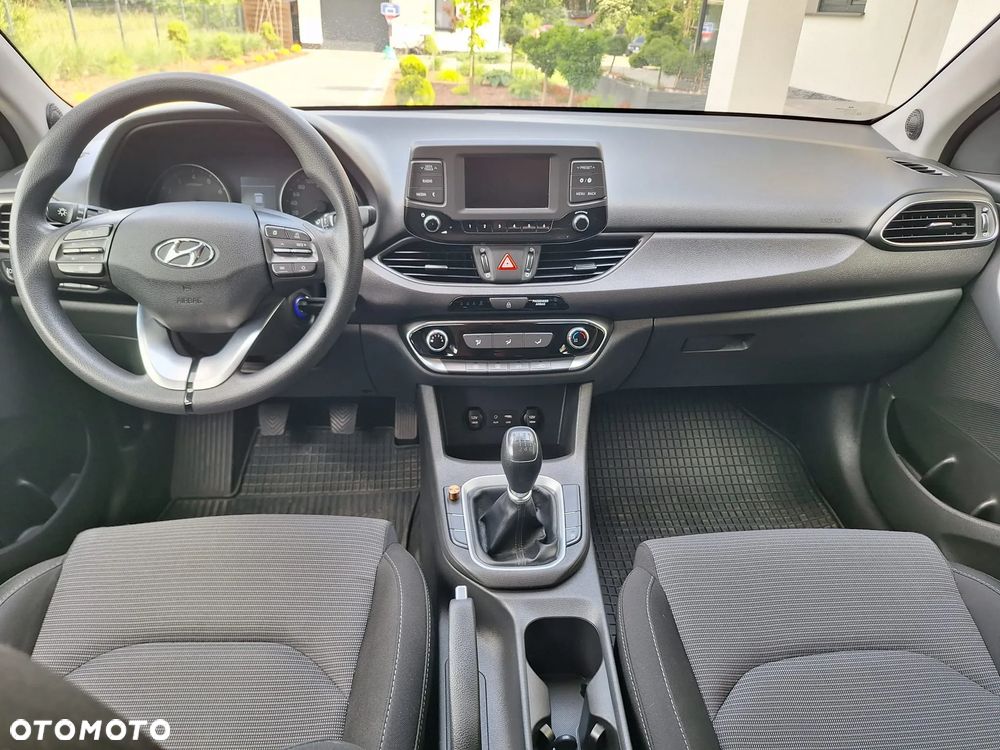 Hyundai i30 1.4 Trend - 22