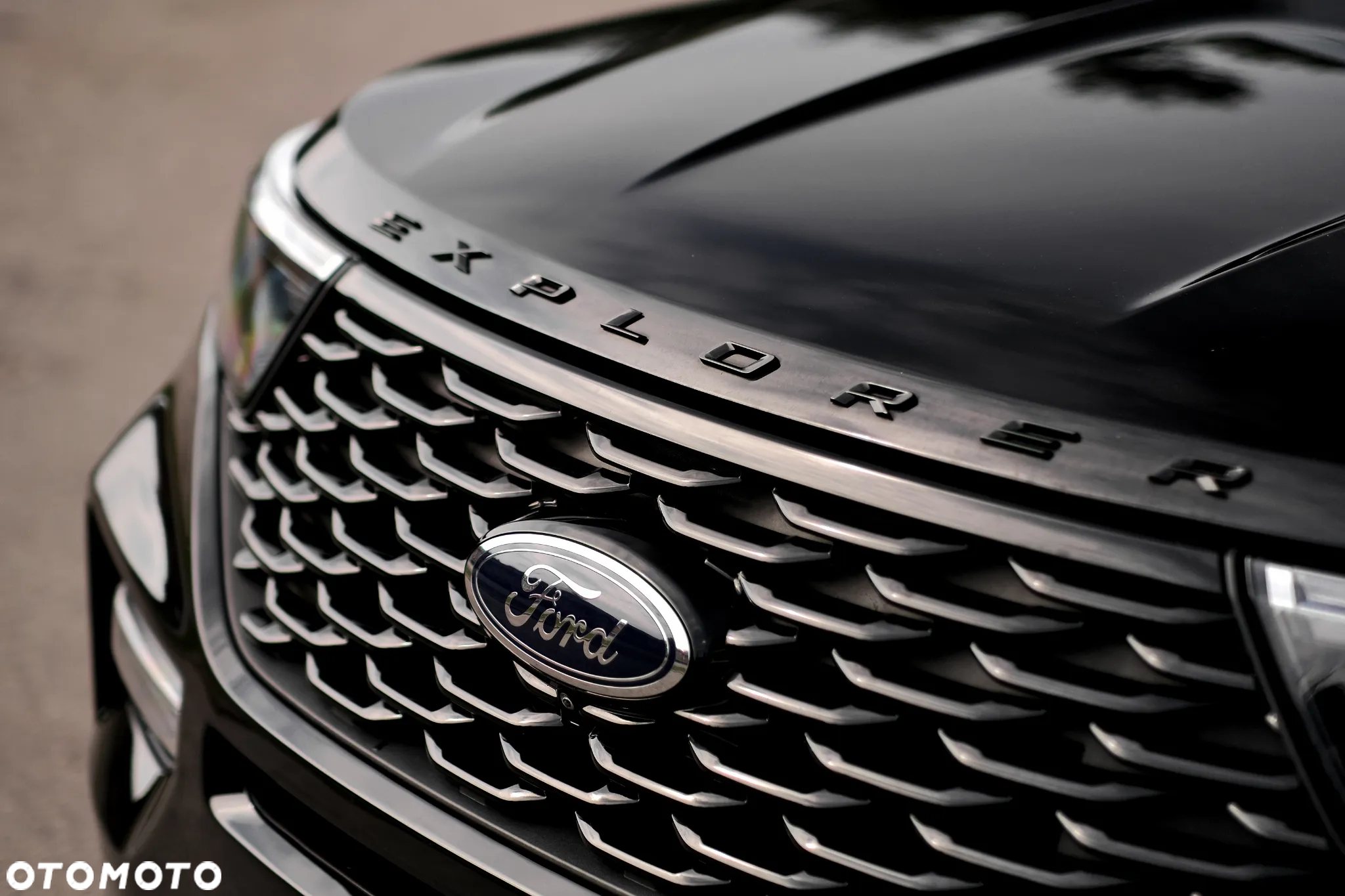 Ford Explorer - 14