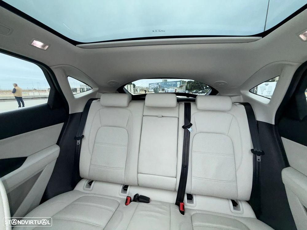 Jaguar E-Pace 1.5 P160 Aut. - 6