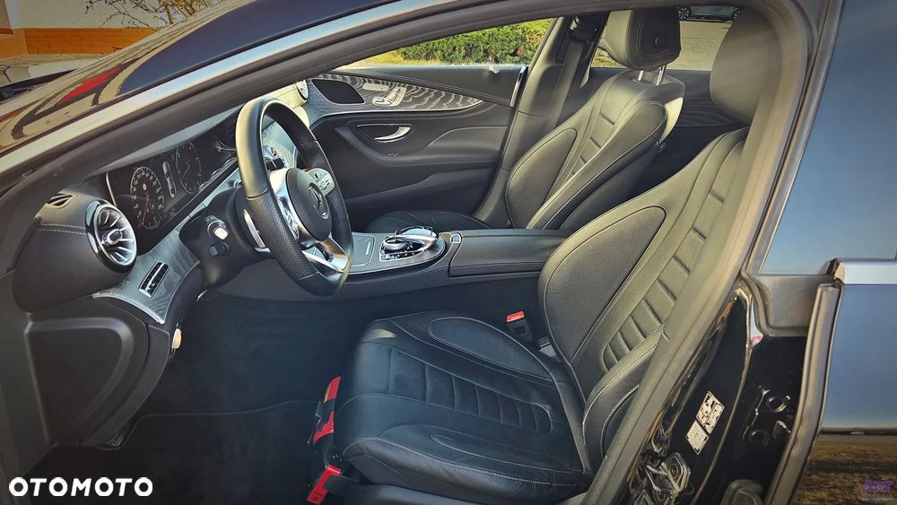 Mercedes-Benz CLS - 16