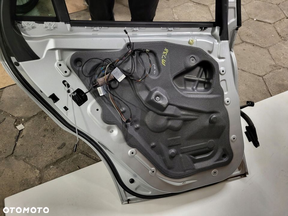 BMW X6 E71 DRZWI LEWY TYŁ KOMPLETNE IDEALNE - 7